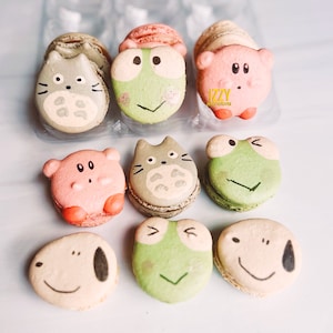 Create your Design French Macarons 6, 12 or 24 - Choose your flavors/ Character - Edible Macaroons - French Cookies - Customized Macarons