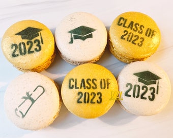 Graduation Box French Macarons Gift - Choose your flavors - Edible Macaroons - Class of 2023 Graduation French Cookies - Gift Macarons