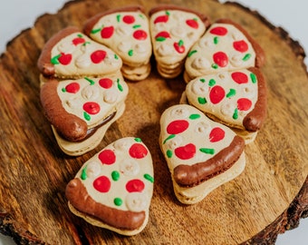 Pizza Macarons - Choose your flavors 15 or 30 - Pizza Inspired Designs French Cookies - Gift