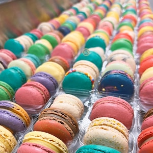 Izzy French Macarons - Surprise me Flavors- Assorted Standard Packaging - Ice pack included- Macaroons - Summer Gifts Macarons