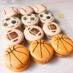 Sport French Macarons 6, 12 or 24 - Choose your flavors - Edible Macaroons - Soccer, Basketball, Tennis, Football, Soccer cookies