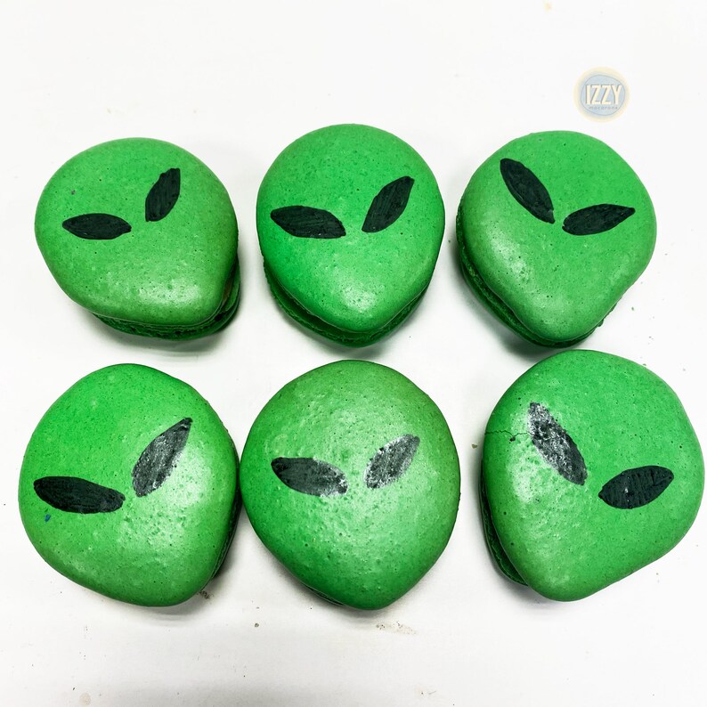 Alien and Galaxy Space Macarons - 6/12/24 - Choose Your Flavor - French ...