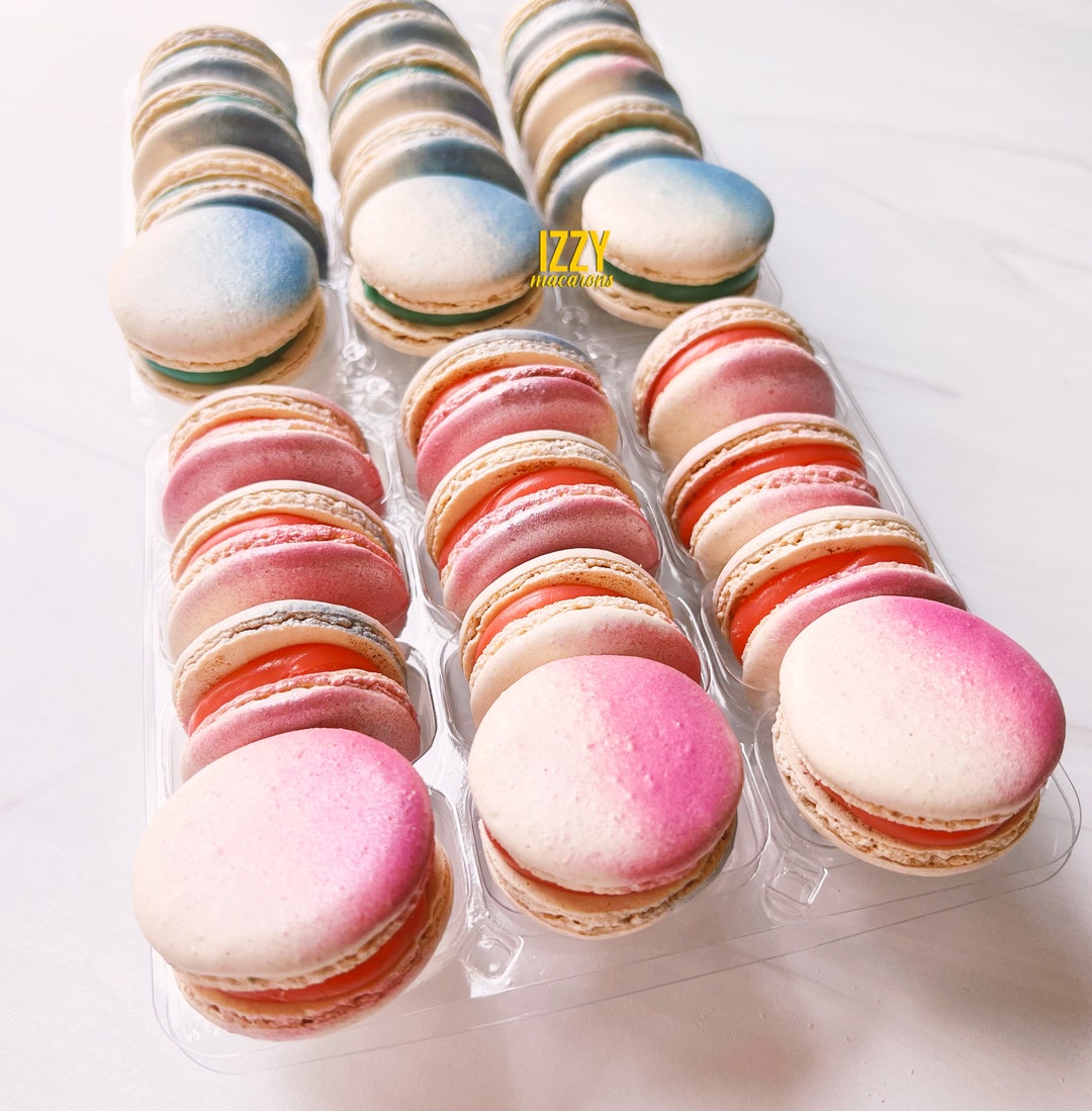 Exciting Macarons ブルー SeaSaltCoconut Amazon.com : Blue Macarons Assortment - Baby Shower