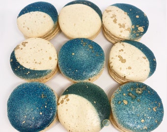 Moon French Macarons - 6, 12 or 24 - Choose flavors Macaroons - Moon Phases - Cookies Gifts Moon Eclipse Gold Splash Star Macarons Cookies