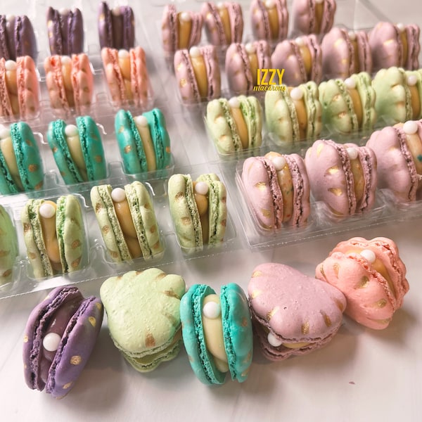 Seashell Macarons 15 or 30 - Choose your flavors - Edible Macaroons - French Cookies - Seashell cookies Macarons