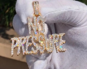 Colgante personalizado de plata de ley 925 "SIN PRESIÓN" con nombre y diamantes