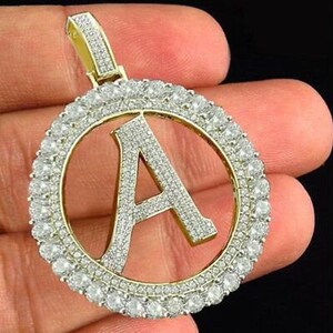 Colgante con inicial de la A a la Z con diamantes de laboratorio y baño de oro amarillo, oro blanco y oro rosa en plata de ley 925