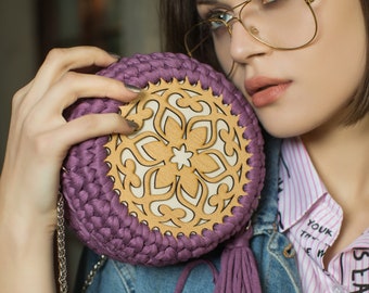 Kwiatowa ręcznie robiona torba | Boho okrągła torba, Boho Chic, damska torba, torba na ramię, szydełkowa, dzianinowa, torba na ramię, frędzle, prezent świąteczny