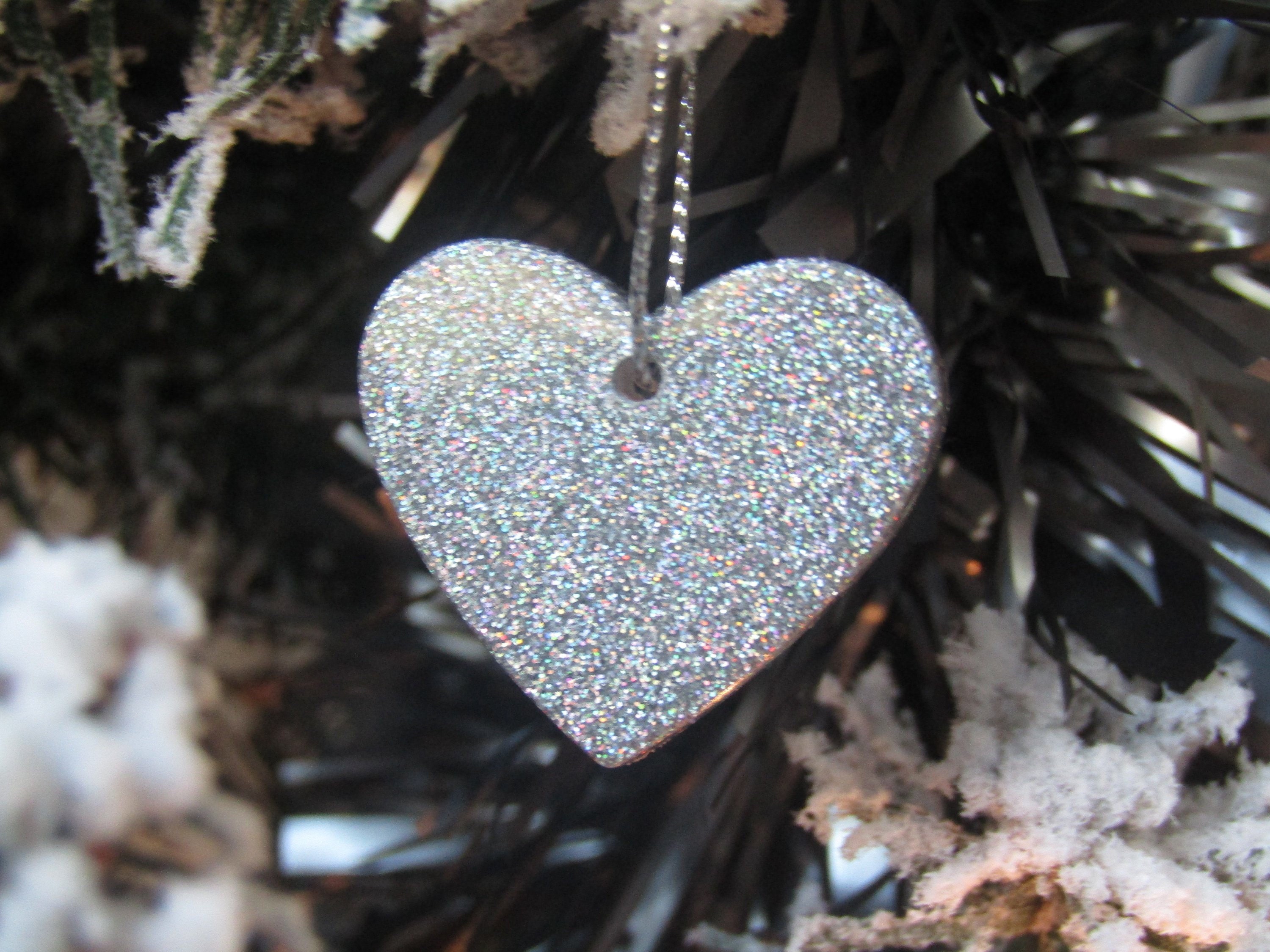 5 Small Silver Hearts Christmas Tree Decorations Small Pack Of 5