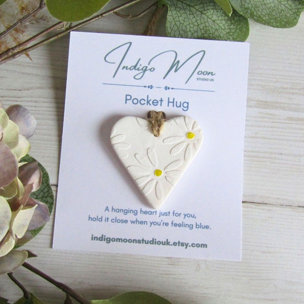 Daisy heart pocket hug, white hanging heart for best friend, letter box gift, portable hug, depression or anxiety gift, mental health gift