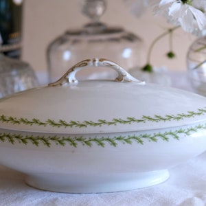 Antike Gemüseterrine aus Limoges-Porzellan aus dem 19. Jahrhundert, nummeriert und signiert, französisches Tafelgeschirr