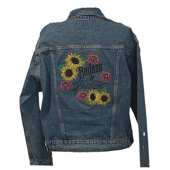 【HAVE A GRATEFUL DAY】EMBROIDERY JACKET/S Jean Jacket - Embroidered With Daisies and Dahlias Framing