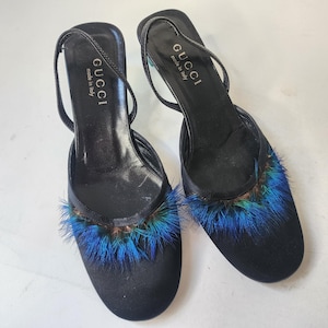 Gucci Vintage 1999 Tom Ford Black Satin Blue Feather Heels 7B