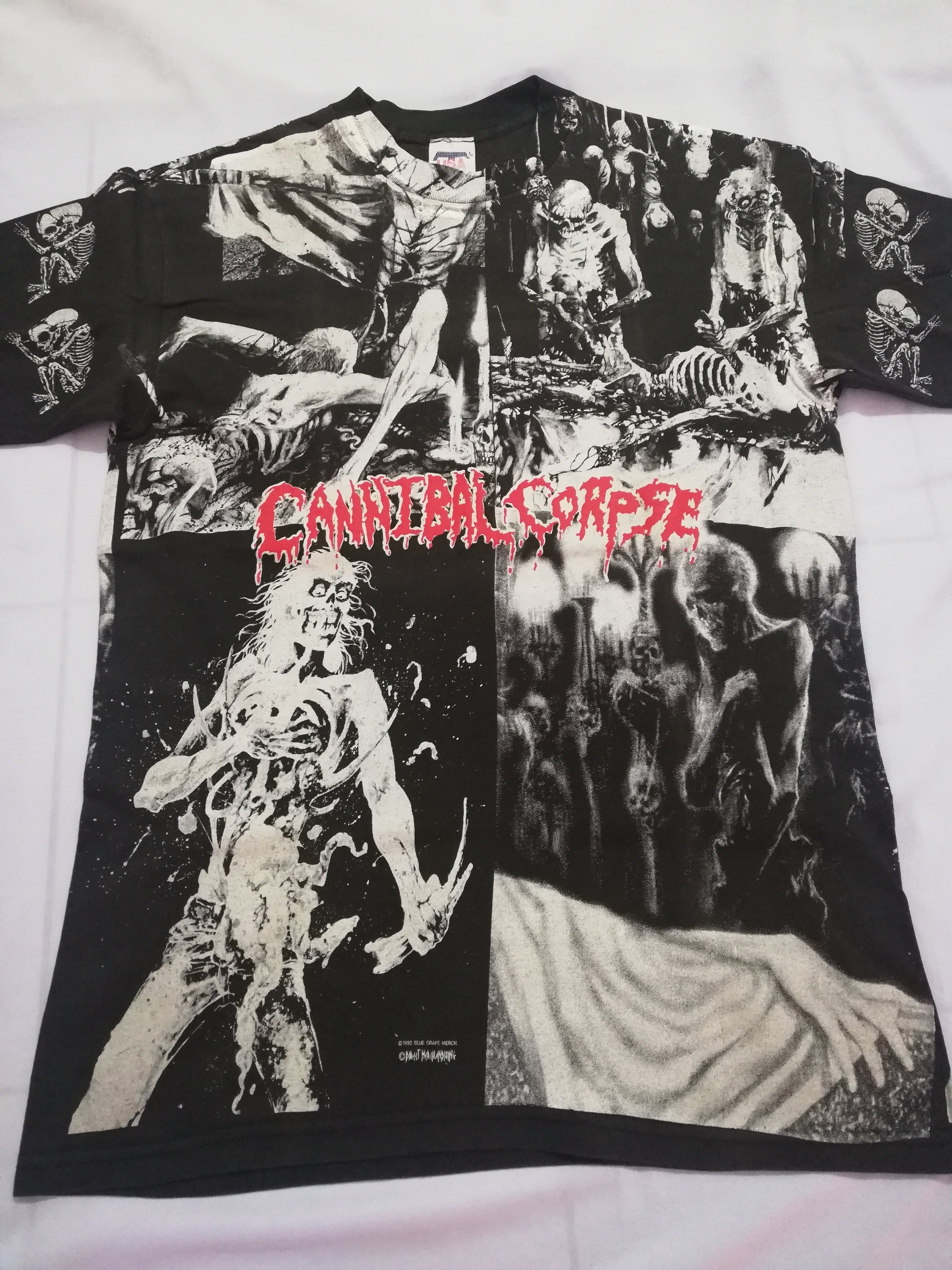 Vintage Cannibal Corpse All Over Print / Death Metal Vintage Cannibal Corpse All Over Print / Death Metal