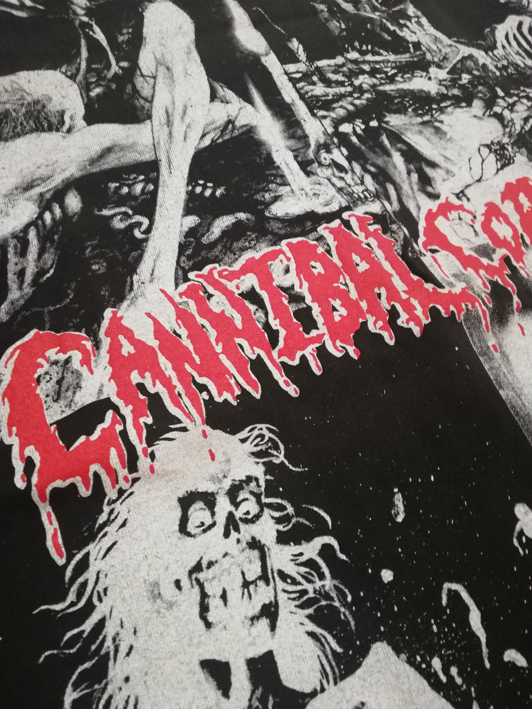 Vintage Cannibal Corpse All Over Print / Death Metal Vintage Cannibal Corpse All Over Print / Death Metal
