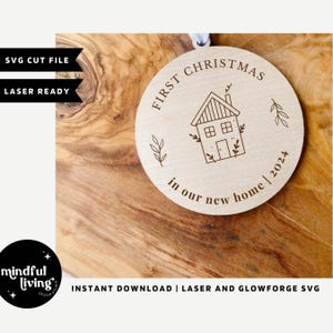 Primera Navidad en nuestro nuevo hogar SVG, archivo de corte de adorno navideño, SVG de adorno, archivo de corte de adorno, archivo láser de adorno 2024, adorno 2024