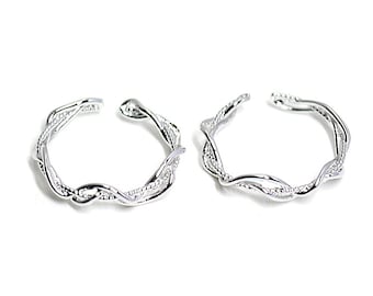 1PC / Curved Twist Trio Line Ring / Jewelry Making / Wedding / NICKEL Free / Rhodium Plated Brass / ir21