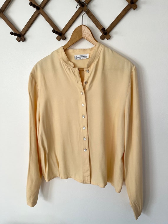 90's Impressions Pale Yellow Button Up Shirt/Blou… - image 2