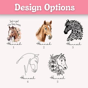 K&ouml;nnte beinhalten: F&uuml;nf Pferde-Designoptionen, beschriftet mit dem Namen Hannah. Option 1 zeigt ein braunes Pferd mit rosa Blumen und Text. Option 2 ist ein realistisches braunes Pferd. Option 3 ist eine schwarze florale Pferdesilhouette. Option 4 ist eine einlinige Pferdezeichnung. Option 5 ist ein schwarz-wei&szlig;es florales Pferd.