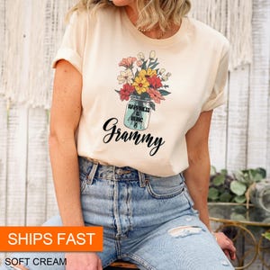 Grammy Shirt, Personalized Grammy Gift, Gift For Grammy, Grammy Tshirt, Grammy T Shirt, Floral Grammy Shirt, Happiness Is Being A Grammy