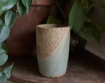 Small, thinly water mug