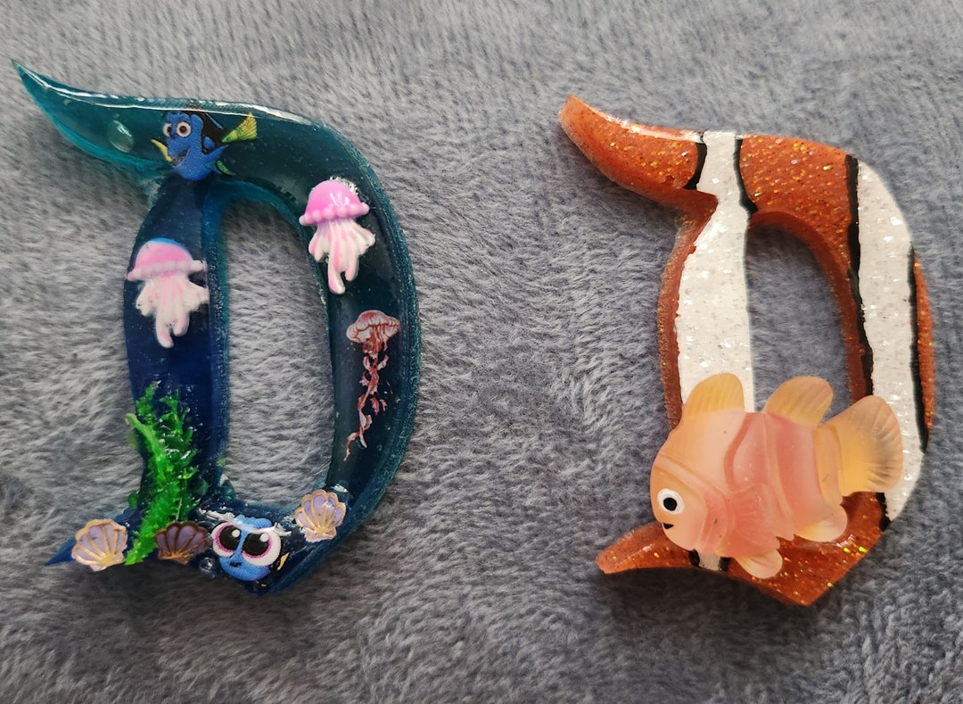 Finding Nemo and Dory Retro Disney D Brooch - Etsy