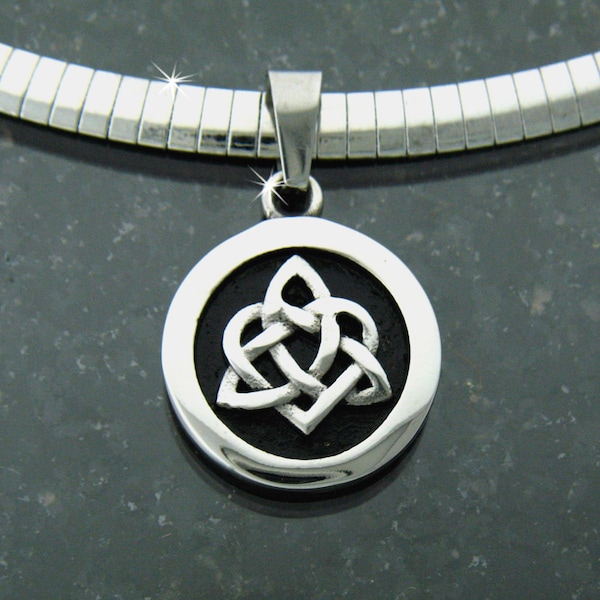 Family/Sister Knot Pendant with Chain OR Flat Omega Chain, Family Knot Pendant, Sister Knot Pendant