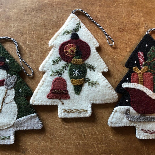 Wool Applique kit "3 Vintage Tree Ornaments"