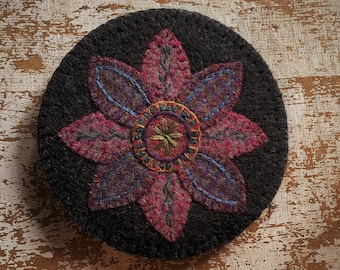 wool applique kit &quot;Purple Daisy Needle Keep&quot;