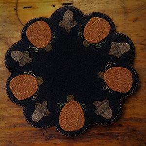 Wool Applique Kit "Pumpkin's & Acorn's"