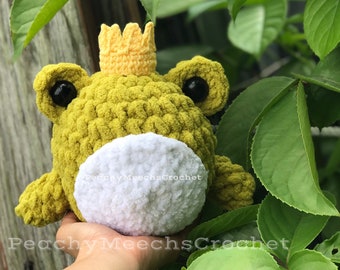 PATTERN. Mushroom Frog Prince Crochet Pattern. Crochet Frog. Crochet Mushroom.