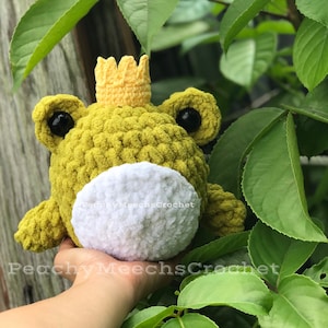 PATTERN. Mushroom Frog Prince Crochet Pattern. Crochet Frog. Crochet Mushroom.