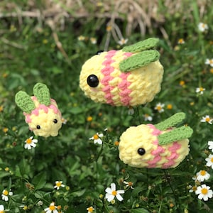 PATTERN. Strawberry Lemonade Bee Plushie Crochet Pattern. 3 SIZES INCLUDED. Bee Crochet Pattern. Bee Plushie. Crochet Bee Pattern