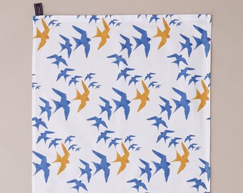 Torchon imprimé hirondelle : torchon en coton bleu et blanc