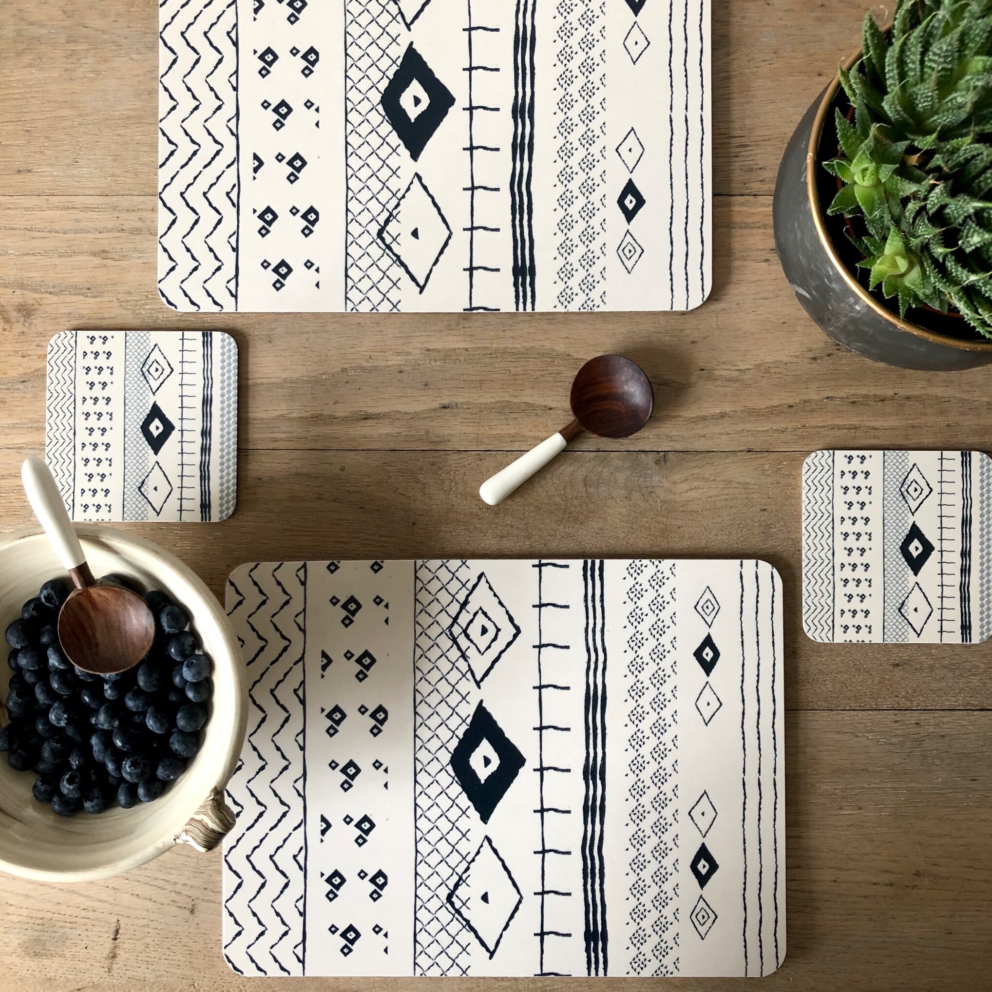 Set of 4 Boho Placemats // Dark Blue and cream placemat set Etsy