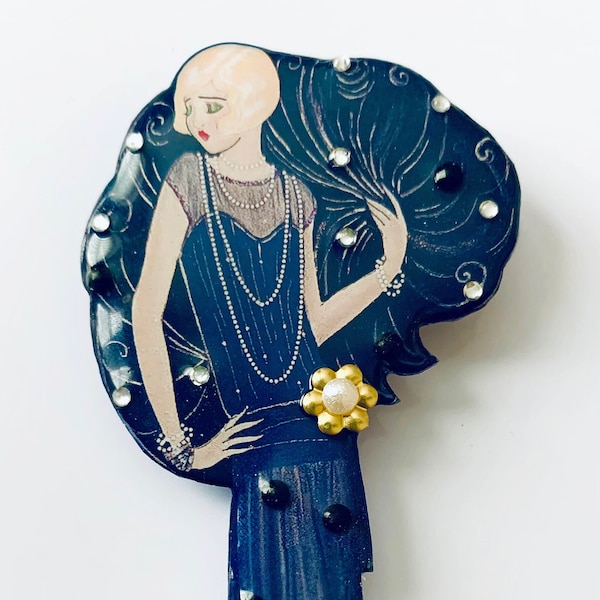 Flapper girl, deco lady , full length brooch, illustrated jewellery, unique brooch, mother gift, sister gift, quirky brooch, designer brooch