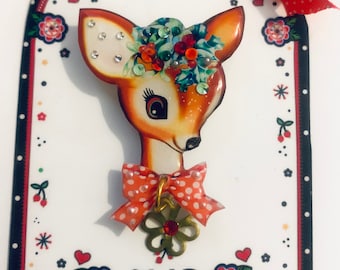 Handmade Retro Deer Head Brooch festive gift rhinstones and brass elements