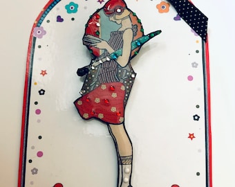 Art Deco Flapper Brooch: Illustrated Lady Pin with Rhinestones