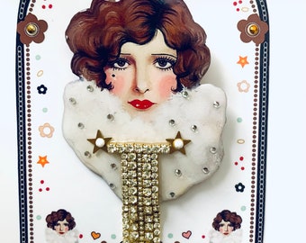 Broche inspirée d'une femme Clara Bow Deco, Charleston, fille garçonne, broche unique, inspiration vintage, broche illustrée, bijoux de créateur