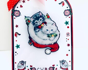 Vintage Style Kittens Christmas Brooch: Handmade Festive Pin