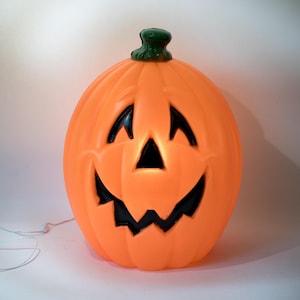 Vintage Pumpkin Blow Mold, Jack O&#39;Lantern, Working, 23 Inches Tall