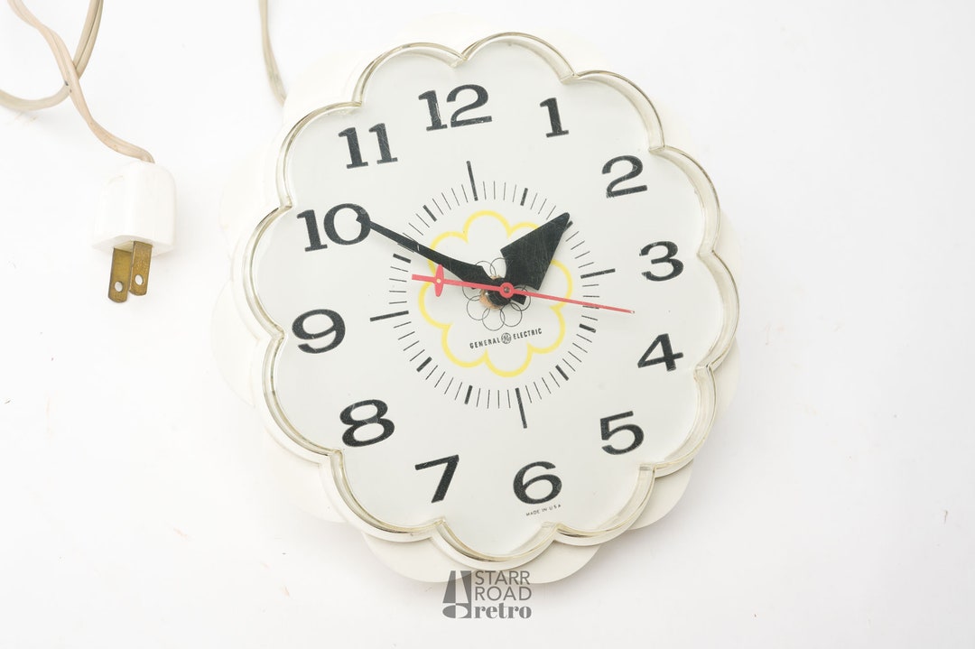 Vintage Kitchen Clock Wall Clock General Electric Flower Etsy