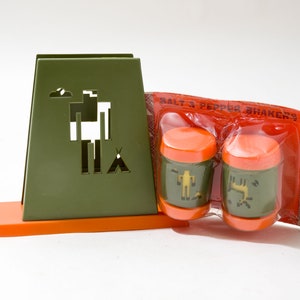 Midcentury Saint Libre Serviettenhalter und Salz- und Pfefferstreuer Set, Kunststoff