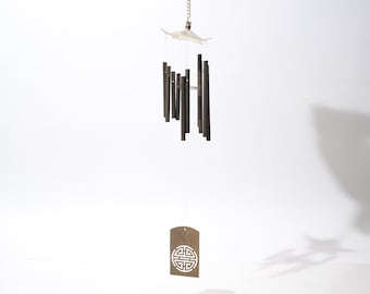 Campana de viento vintage tipo pagoda con 10 tubos, totalmente metálica, de la década de 1970.