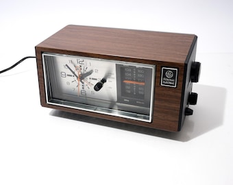Vintage Clock Radio General Electric Dial Alarm AM/FM Model 7-4550D Retro 1980s