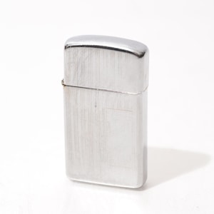ビンテージzippo 1966年スリム PLANE PARTS INC. Zippo Vintage 1966 - Etsy