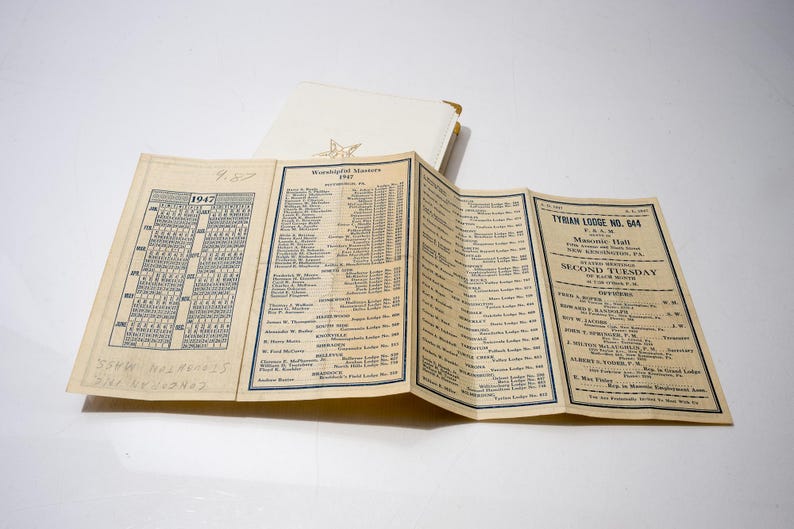 Vintage 1976 OES Ritual Book White Leather Bound Gold Emblem Order of ...