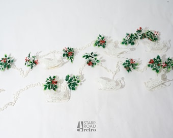 Vintage Christmas Garland With Holly and Sleighs, Sleds, Plastic