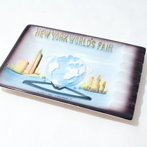 Vintage World&#39;s Fair Ashtray, Unisphere, 1964