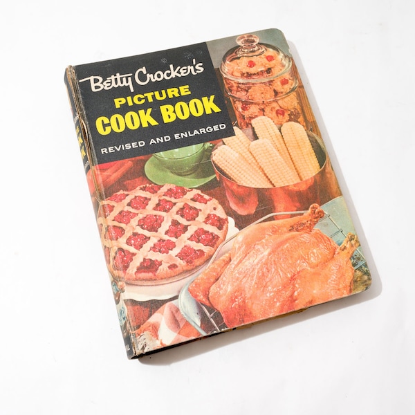 Vintage Betty Crocker's Picture Cook Book, Revised and Enlarged, 5 Ring Binder, Mid Century, Cooking, 1950s